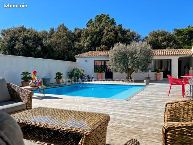 Maison 7 pièces 226 m²