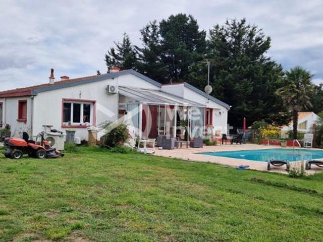 Maison 7 pièces 226 m²