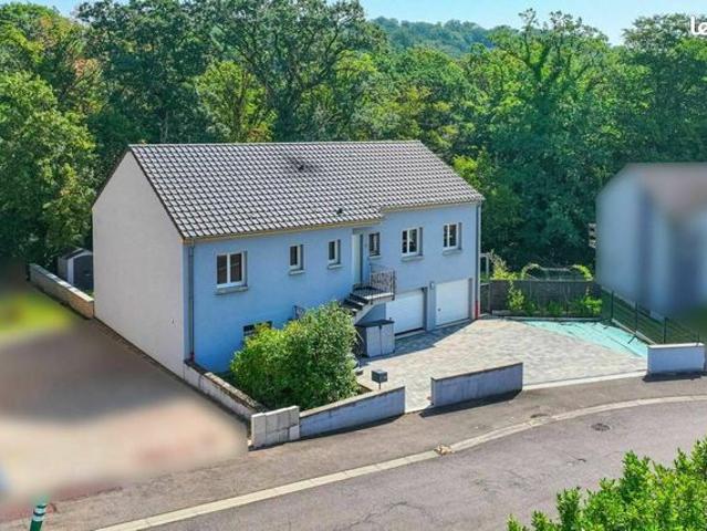 Maison 7 pièces 226 m²