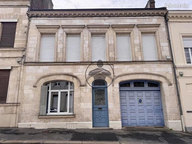 Maison 7 pièces 226 m²