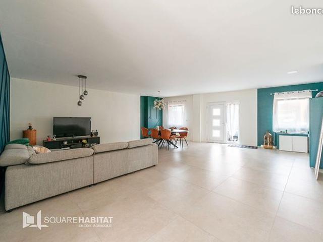Maison 7 pièces 226 m²