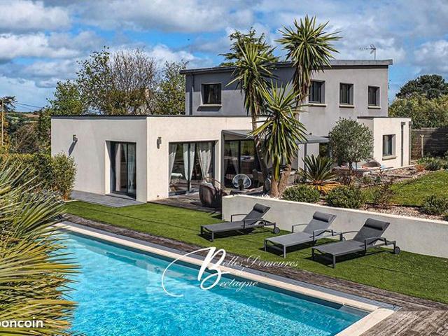 Maison 7 pièces 226 m²