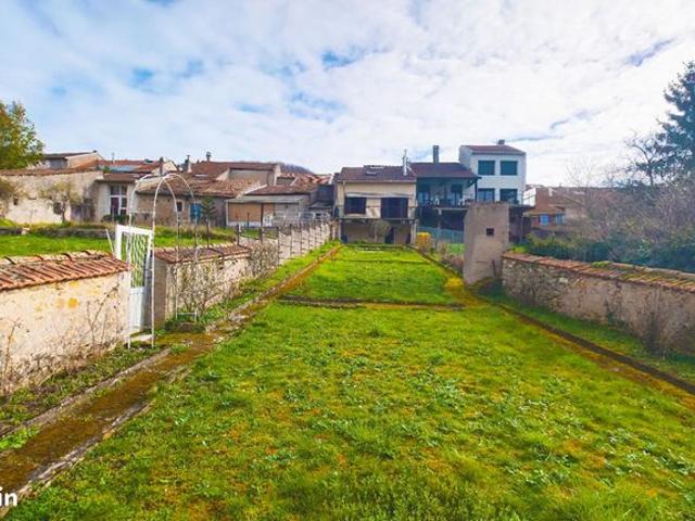 Maison 7 pièces 227 m²