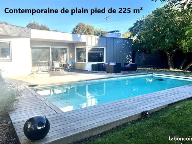 Maison 7 pièces 227 m²