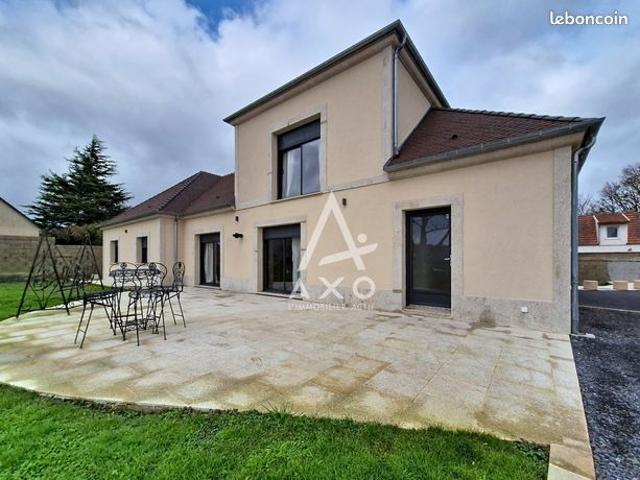 Maison 7 pièces 227 m²