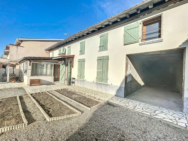 Maison 7 pièces 227 m²