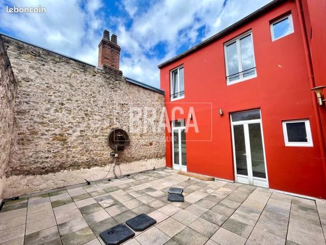 Maison 7 pièces 227 m²