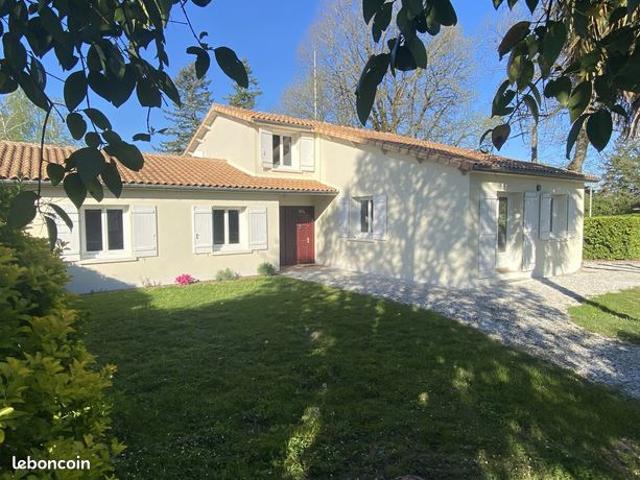 Maison 7 pièces 227 m²