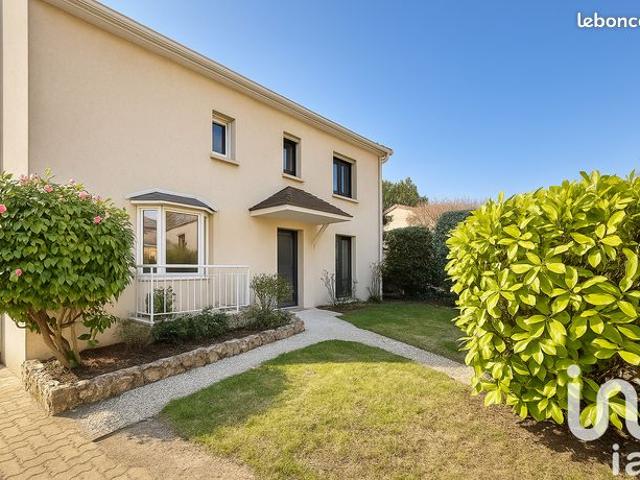 Maison 7 pièces 227 m²