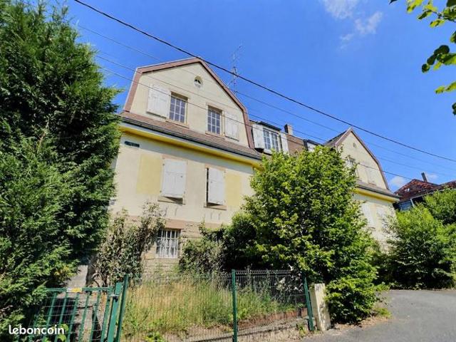 Maison 7 pièces 227 m²