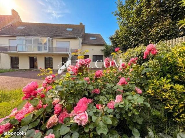 Maison 7 pièces 227 m²