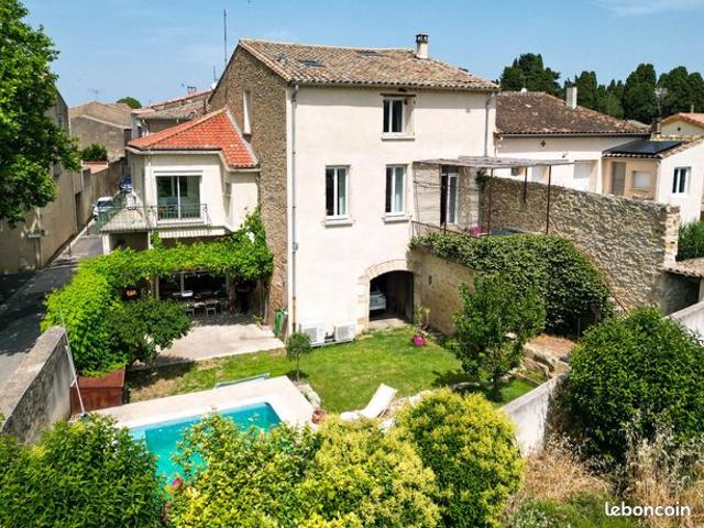 Maison 7 pièces 227 m²