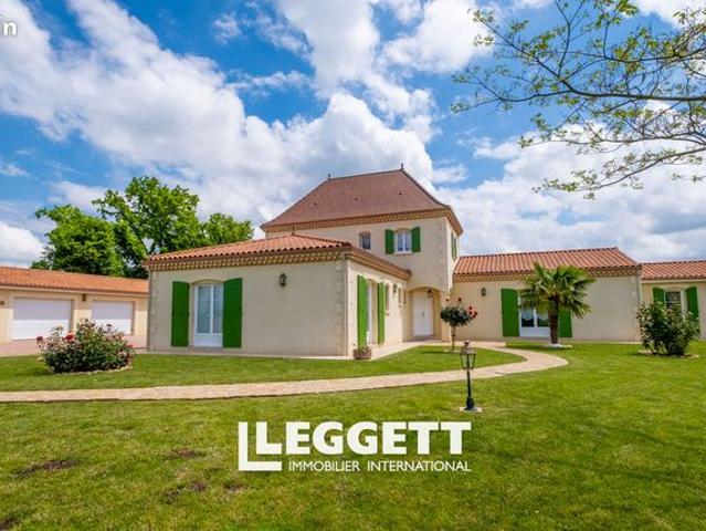 Maison 7 pièces 227 m²