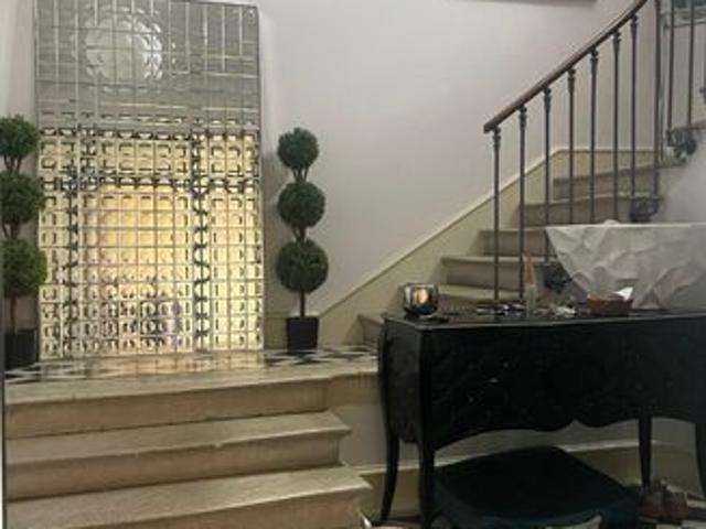 Maison 7 pièces 227 m²