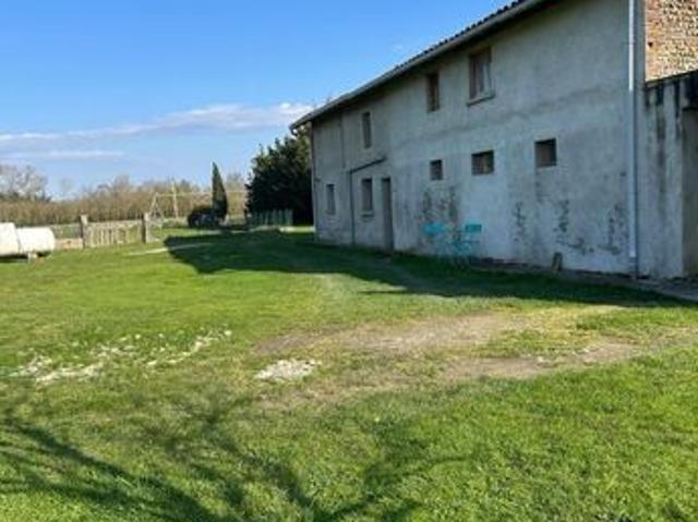 Maison 7 pièces 228 m²