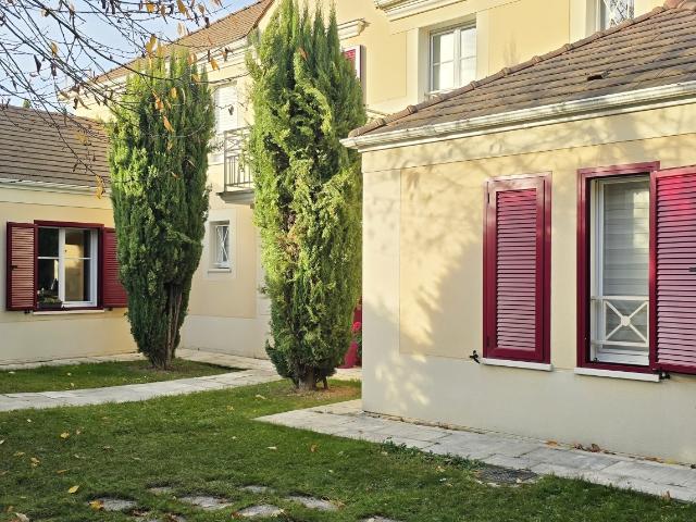 Maison 7 pièces 228 m²