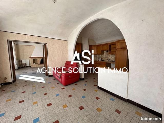 Maison 7 pièces 228 m²