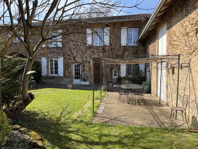 Maison 7 pièces 228 m²