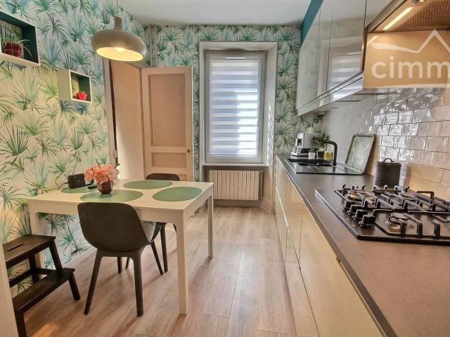 Maison 7 pièces 228 m²