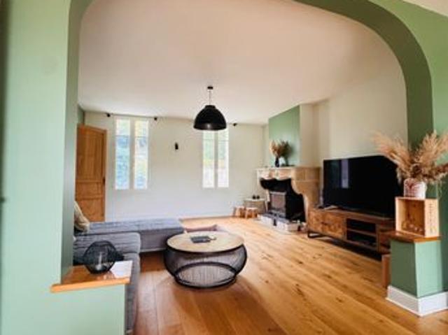 Maison 7 pièces 228 m²