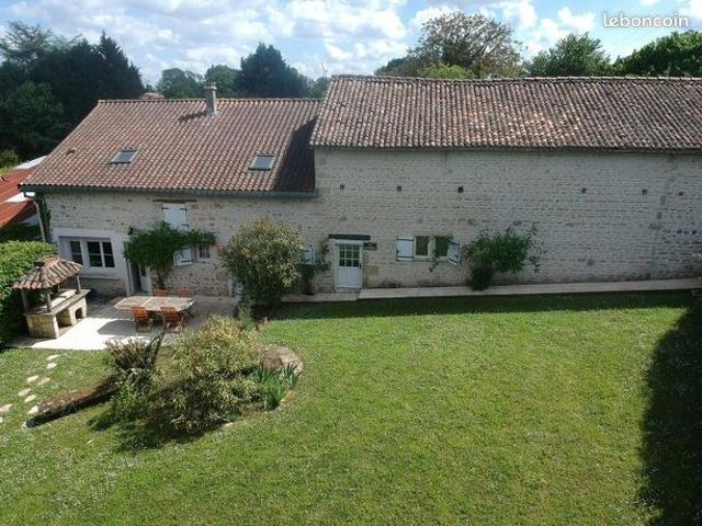 Maison 7 pièces 228 m²
