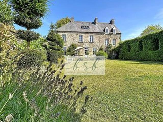 Maison 7 pièces 228 m²