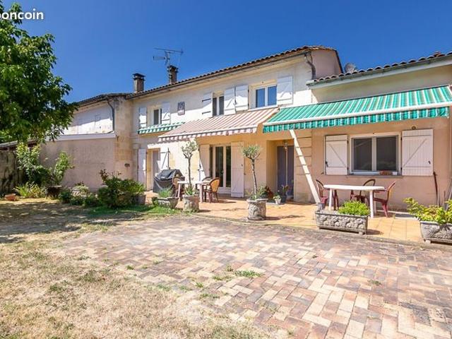 Maison 7 pièces 228 m²