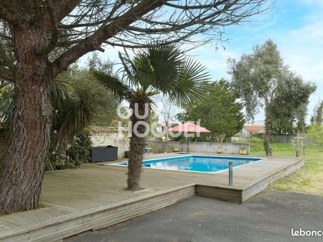 Maison 7 pièces 229 m²