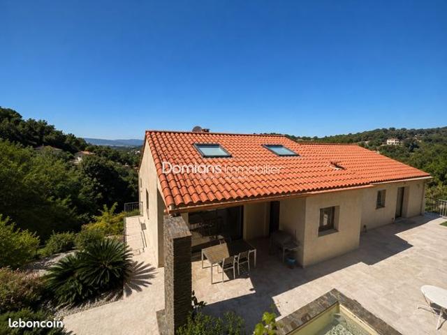 Maison 7 pièces 229 m²