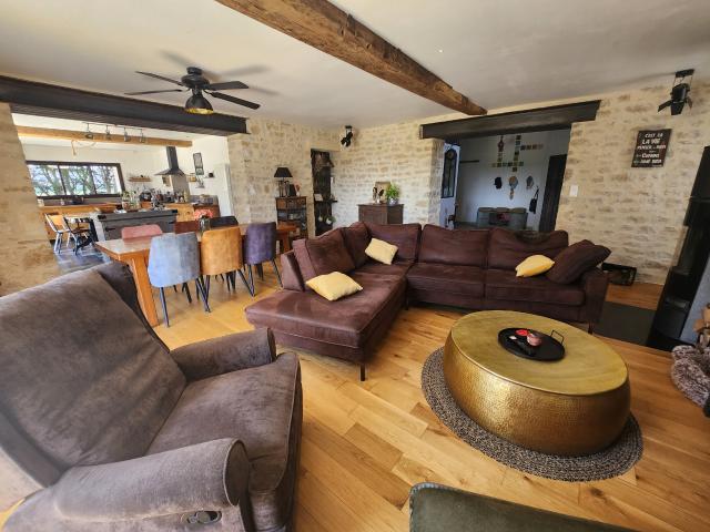 Maison 7 pièces 229 m²