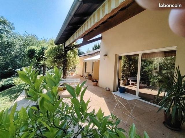 Maison 7 pièces 229 m²