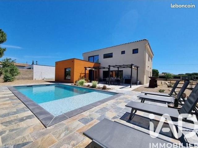 Maison 7 pièces 220 m²