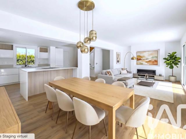 Maison 7 pièces 220 m²