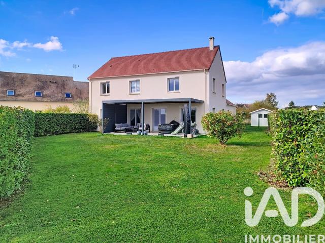 Maison 7 pièces 220 m²