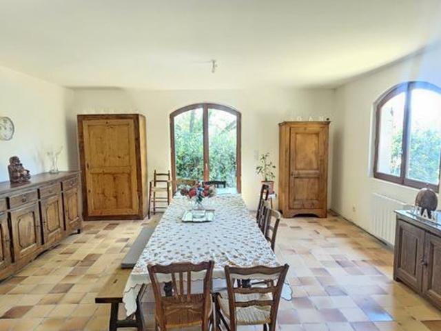 Maison 7 pièces 220 m²