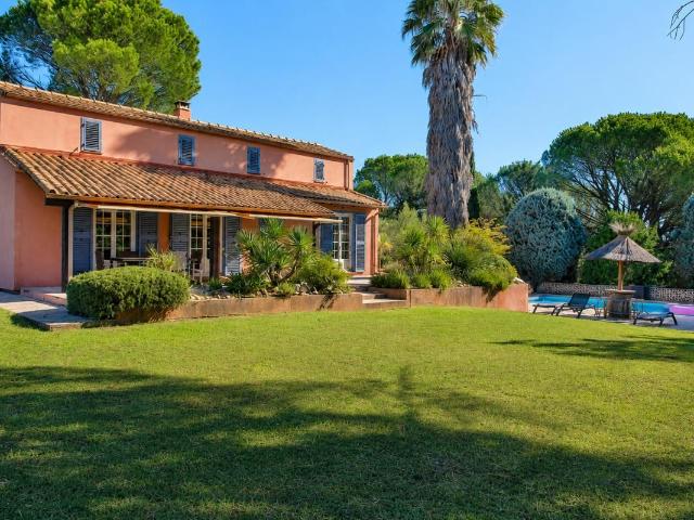 Maison 7 pièces 220 m²