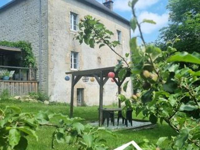Maison 7 pièces 220 m²