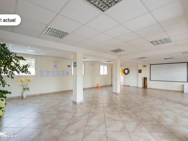 Maison 7 pièces 220 m²
