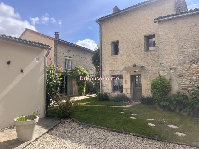 Maison 7 pièces 220 m²
