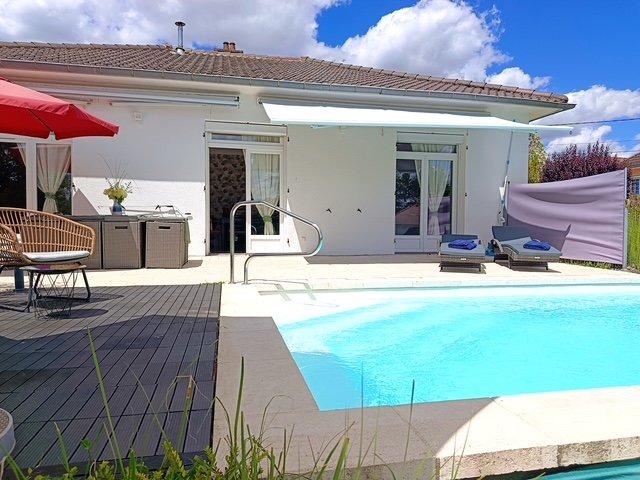 Maison 7 pièces 220 m²