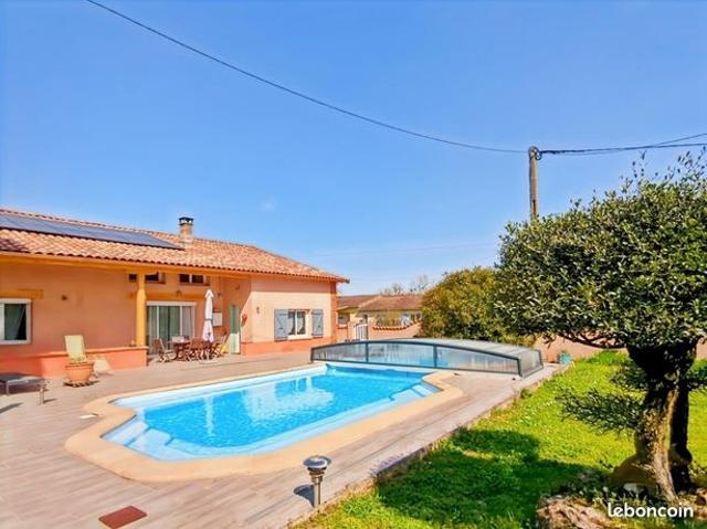 Maison 7 pièces 220 m²