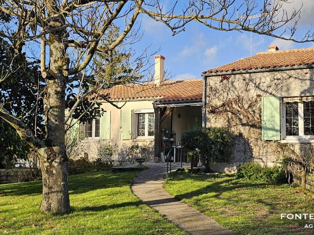 Maison 7 pièces 220 m²