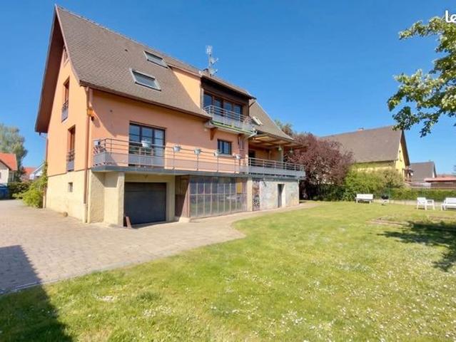 Maison 7 pièces 220 m²