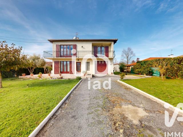 Maison 7 pièces 220 m²