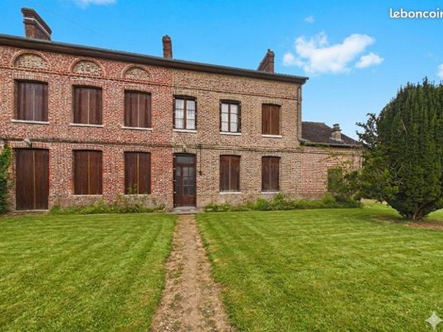Maison 7 pièces 220 m²