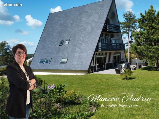 Maison 7 pièces 220 m²