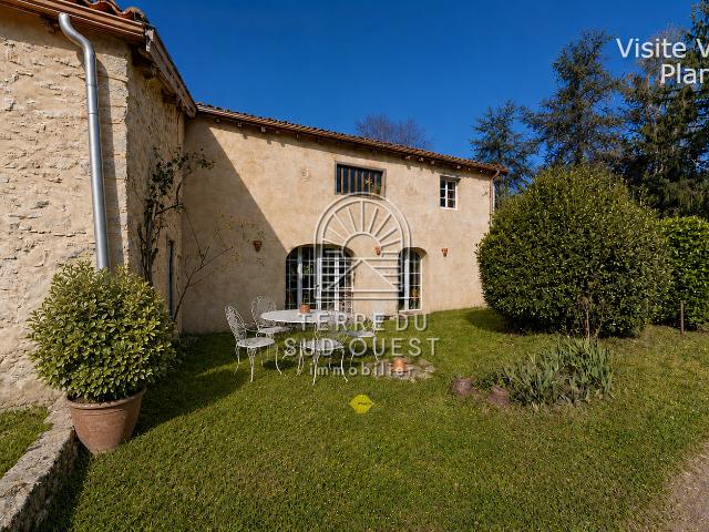 Maison 7 pièces 220 m²