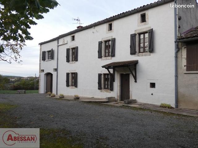 Maison 7 pièces 220 m²