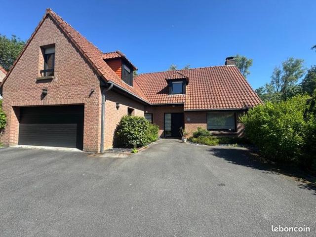 Maison 7 pièces 220 m²