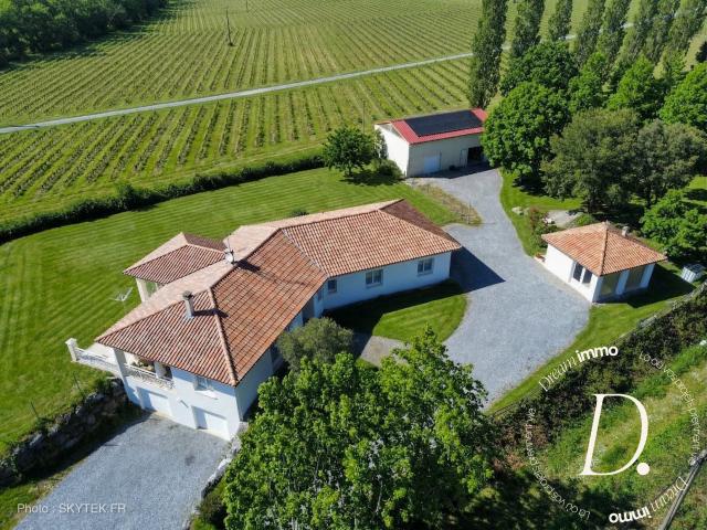 Maison 7 pièces 220 m²
